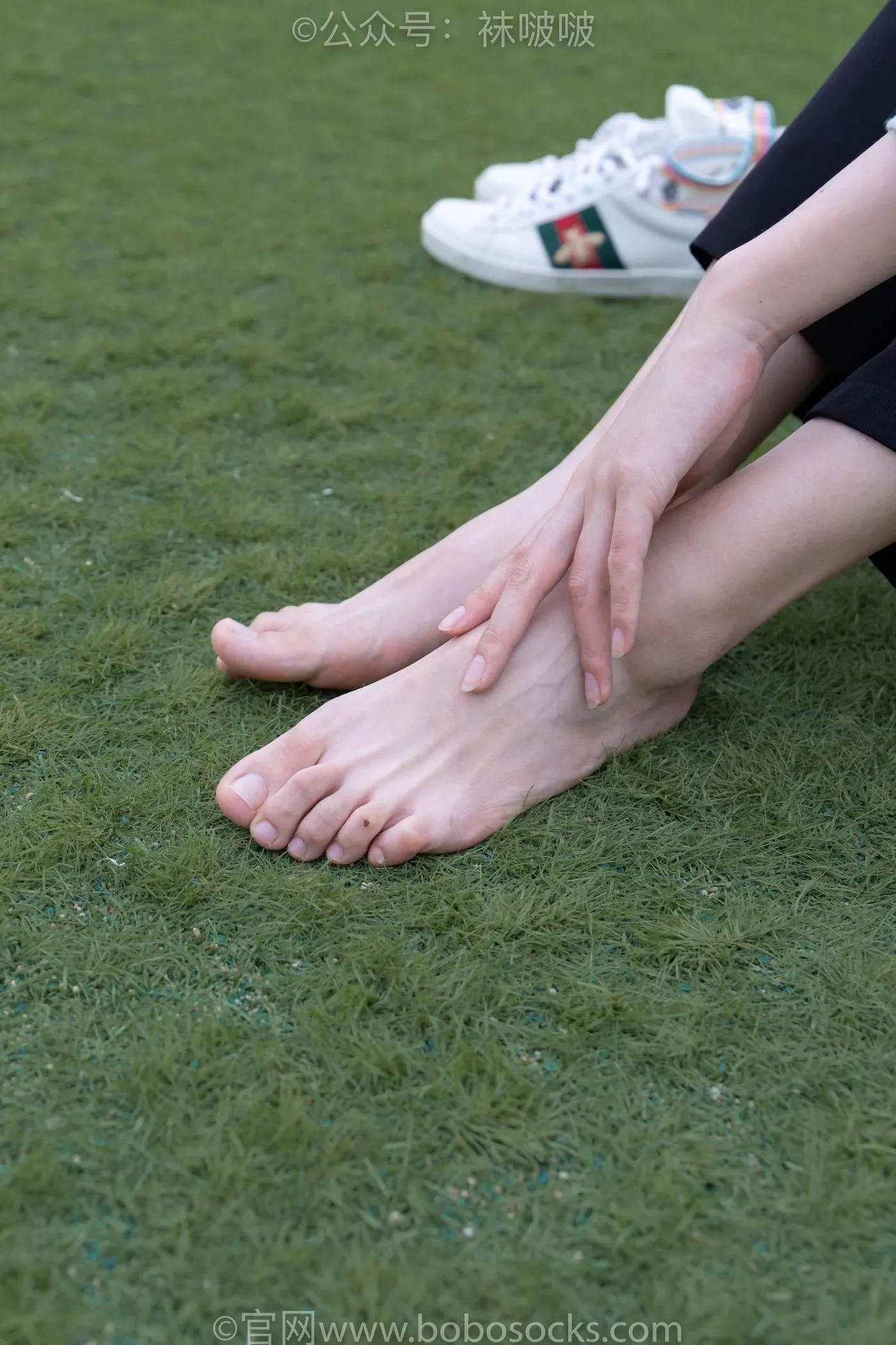 [BoBoSocks袜啵啵]NO.021 泡芙-板鞋、白棉袜、裸足 [131P]插图4